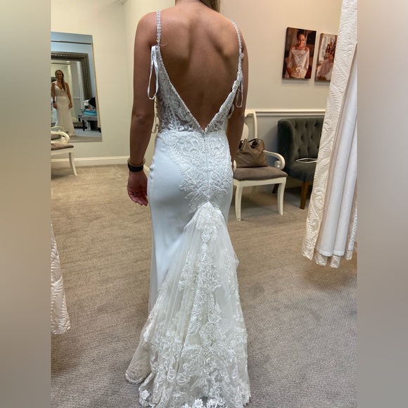 Calla Blanche wedding dress - Picture 10 of 12